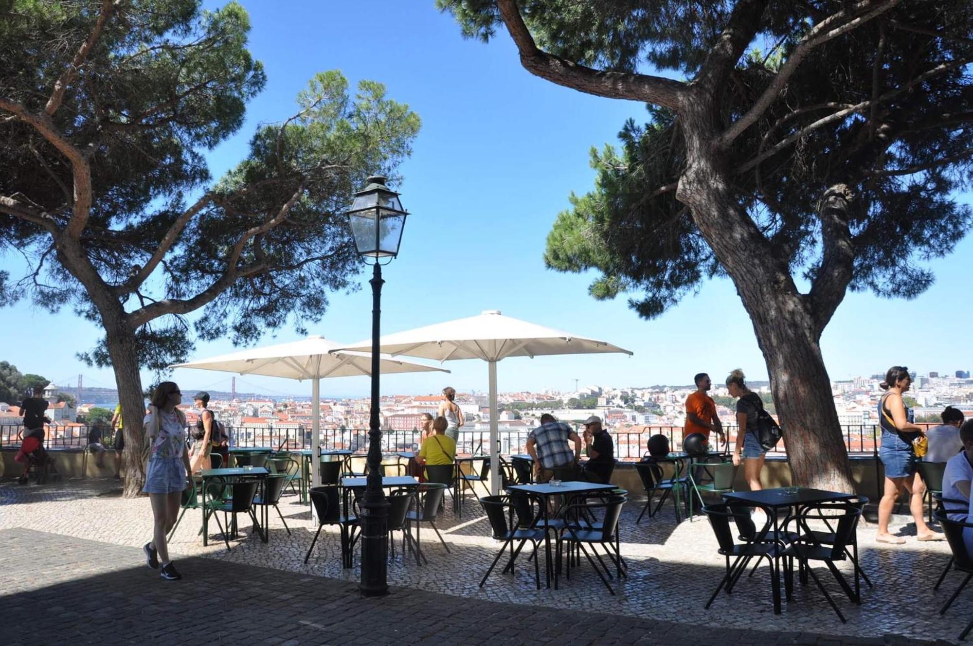 Apartamento Costa Do Castelo Terrace, Em Rua Dos Lagares 8 Lisboa Exterior foto